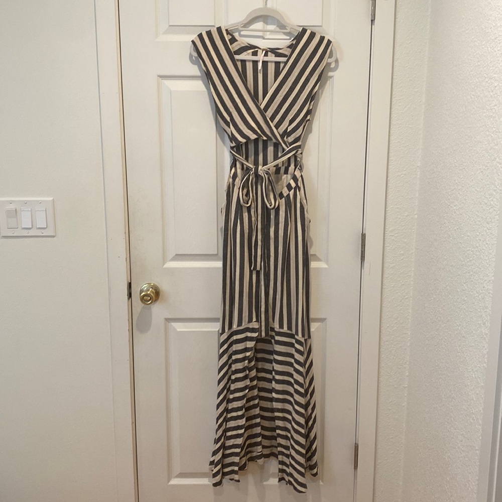 FREE PEOPLE STRIPED MAXI WITH CUT OUT